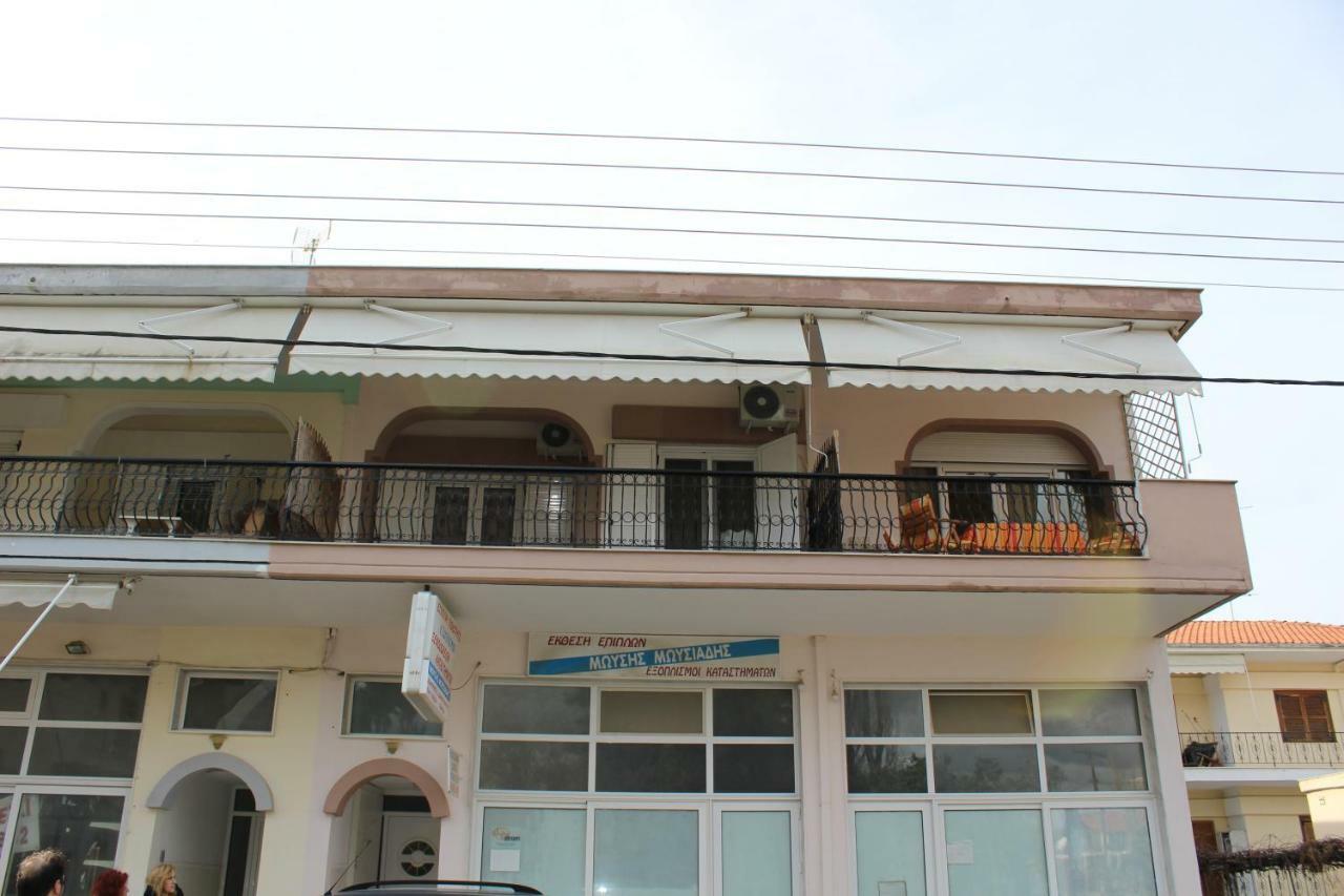Souzana Rooms 1 尼亚普拉加 外观 照片